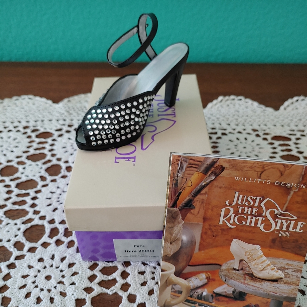 Just The Right Shoe Mini Collectible
